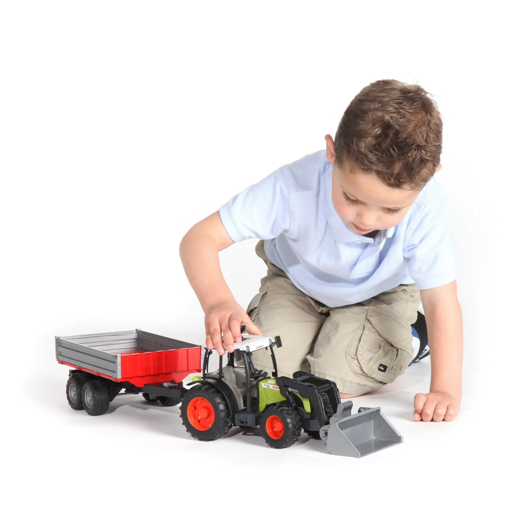 bruder 02182 - Tractor Fendt Vario 211 con cargador frontal y remolque abatible - 1:16 Vehículos, Agricultura, Bulldog, Tractor, Remolque, Volquete, Juguetes a partir de 3 años bruder 02182 - Tractor Fendt Vario 211 con cargador frontal y remolque abatible - 1:16 Vehículos, Agricultura, Bulldog, Tractor, Remolque, Volquete, Juguetes a partir de 3 años