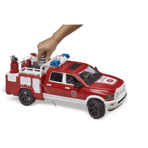 RAM 2500 Camion de pompieri cu lumină și sunet - Bruder 02544 - element galerie