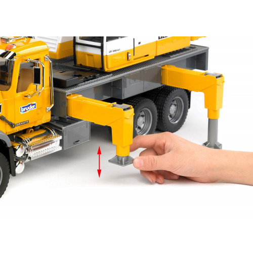 Camion macara Bruder 02818, MACK Granite Liebherr - element galerie