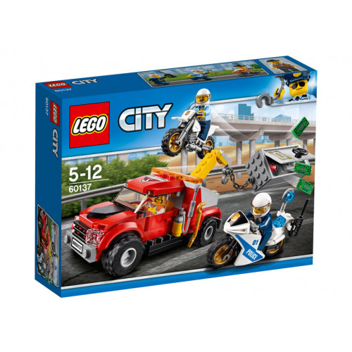 LEGO City, Cazul camionul de remorcare 60137