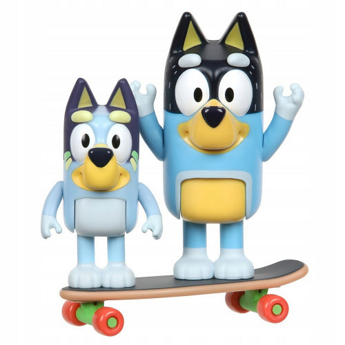 Set 2 figurine Bluey, Bandit si Bluey cu skateboard